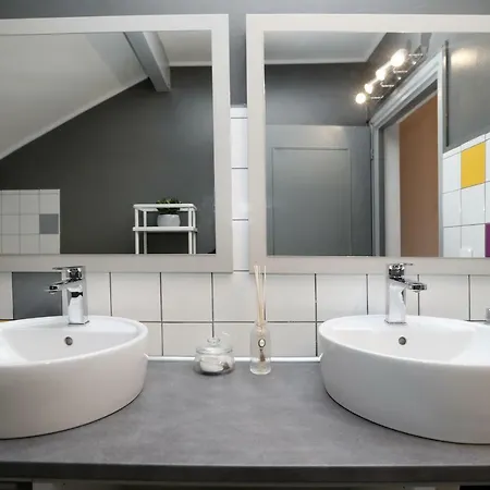 Apartment Joli T3 En Duplex Tout Equipe