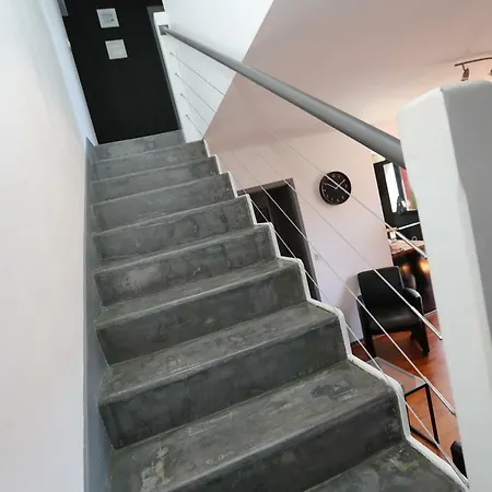 Joli T3 En Duplex Tout Equipe Biarritz